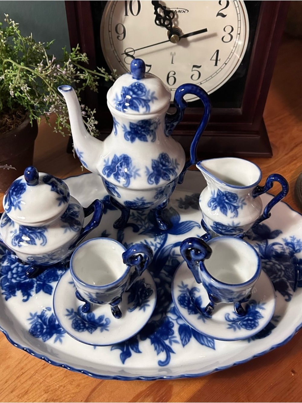 💙(UT) Vintage “Flow Blue” Childs Tea Set - Picture 6 of 10
